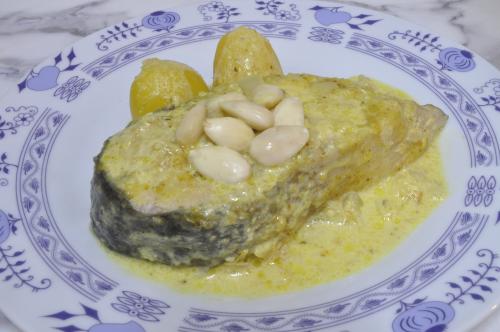 Tolstolobik na víně a karí  – Snadné recept z Česko kuchyně, hotový za Do 30 minut